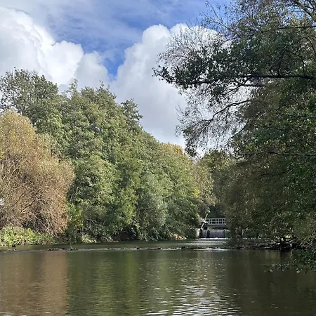 Maison Au Bord De L'eau Dans Le Marais Poitevin Hébergement de vacances *